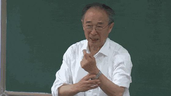 DƬ